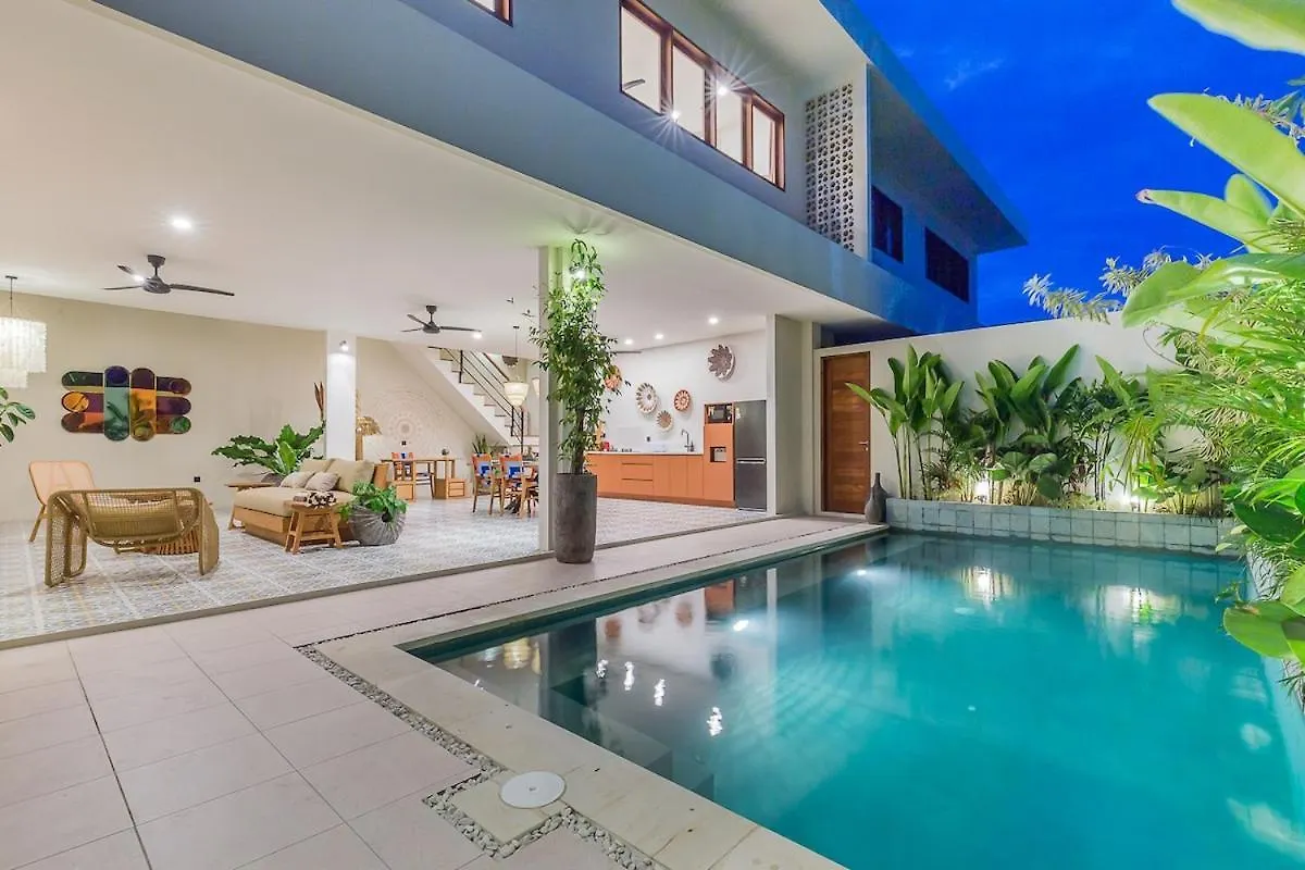 Villa Pop Cozy 2Br Villa & Pool Seminyak Seminyak (Bali)