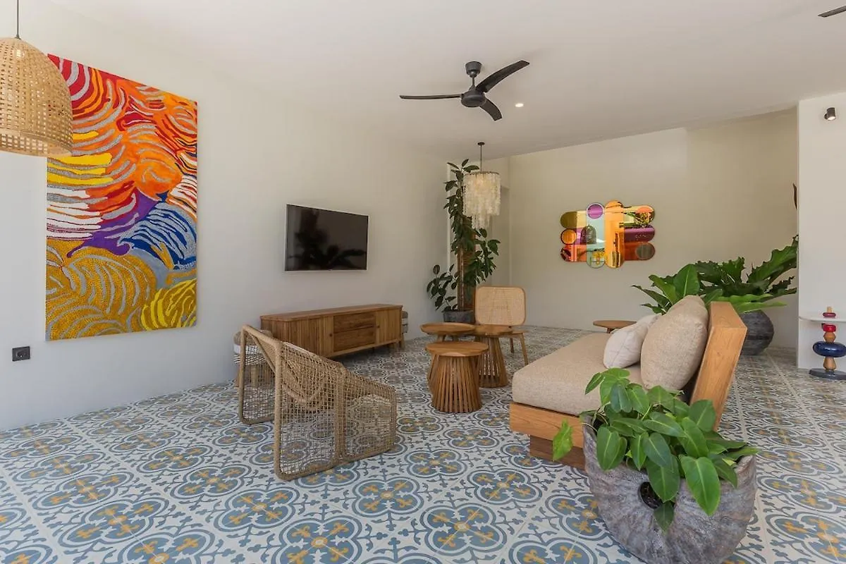 Villa Pop Cozy 2Br Villa & Pool Seminyak