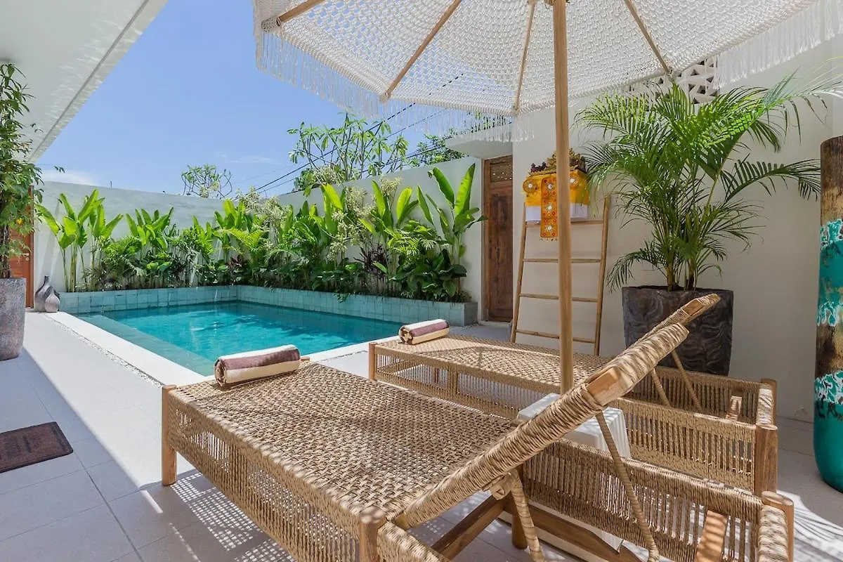 Villa Pop Cozy 2Br Villa & Pool Seminyak